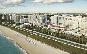 Four Seasons Hotel At The Surf Club
